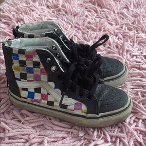 Girl sz 11 Vans hightops with zipper